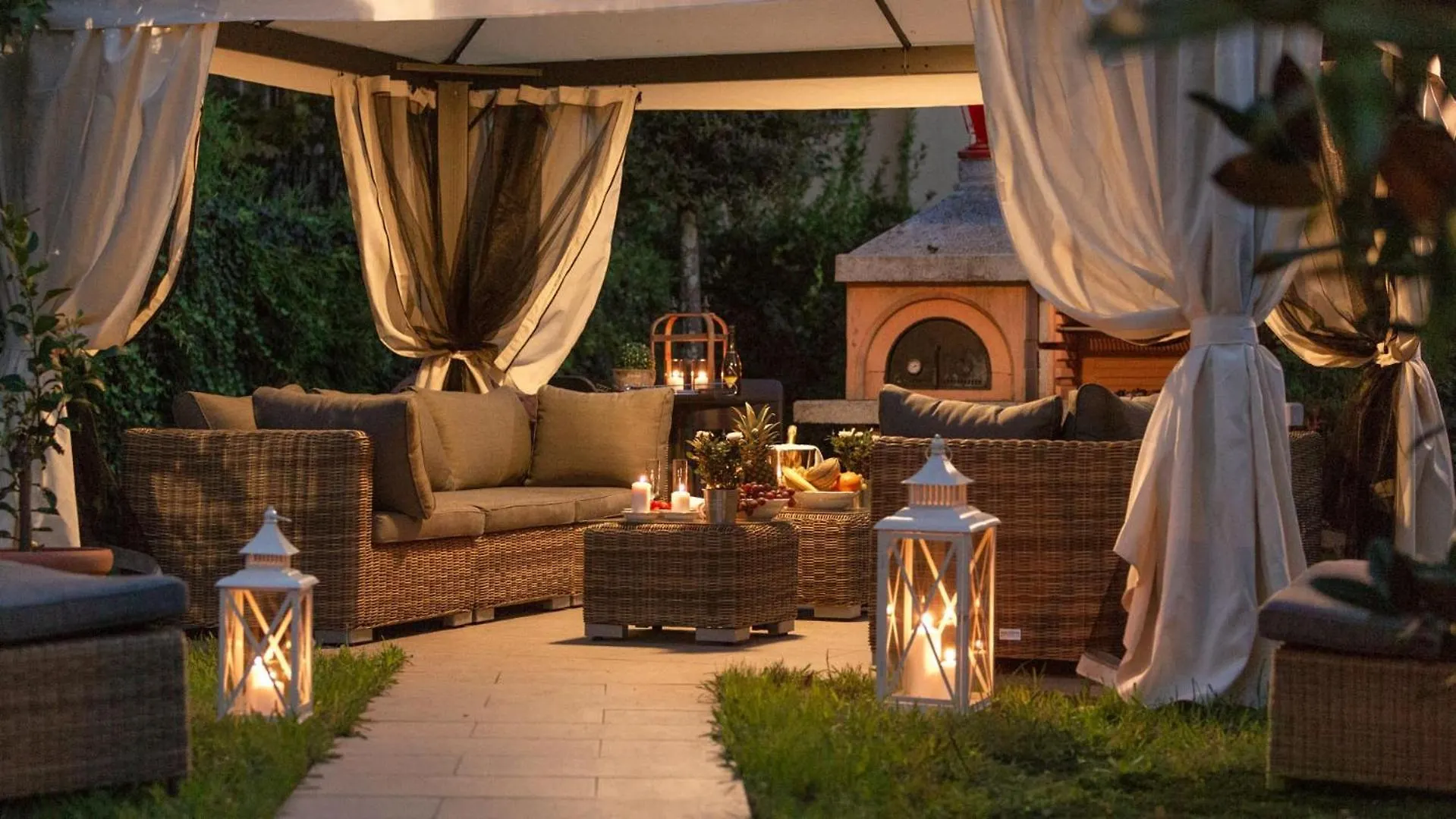 Villa Olivia: A New Luxury Villa With Garden Lucca
