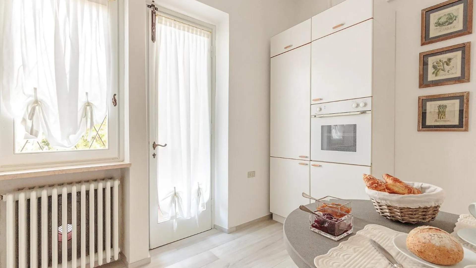 Villa Olivia: A New Luxury Villa With Garden Lucca