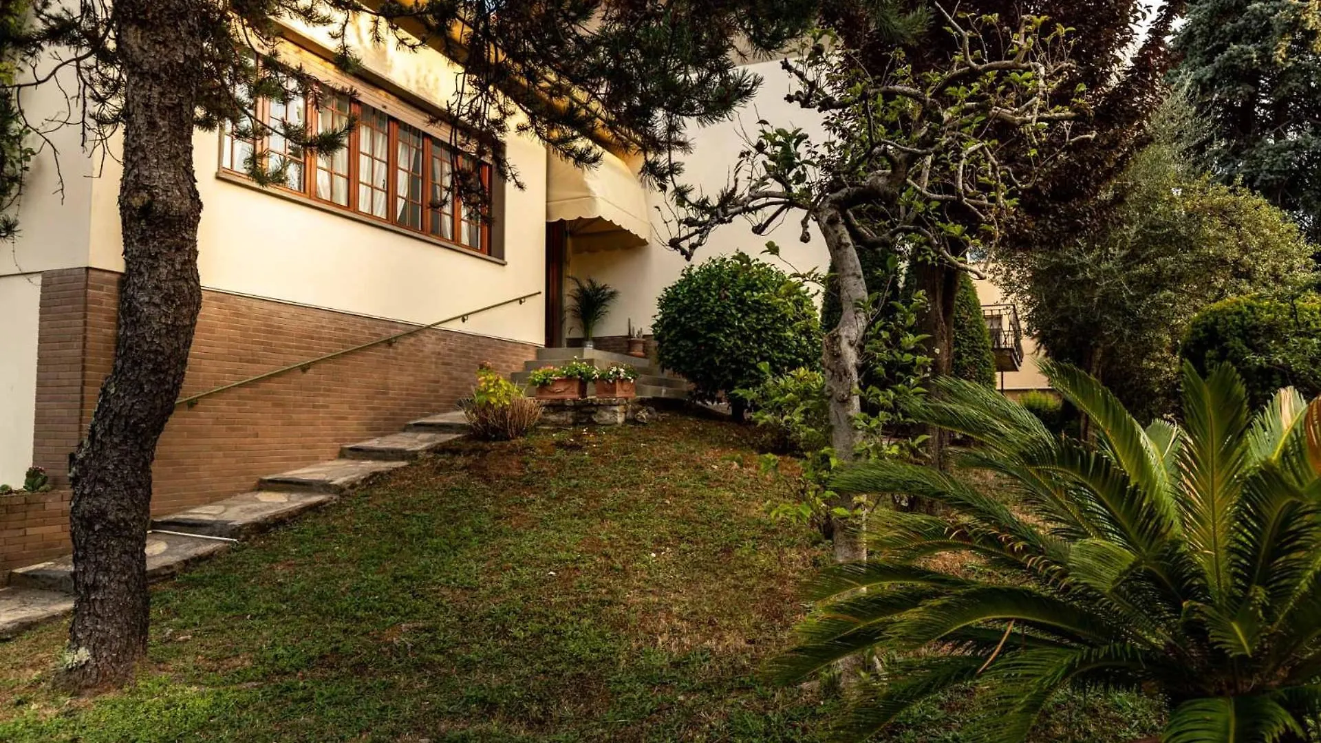 Villa Olivia: A New Luxury Villa With Garden Lucca Italy